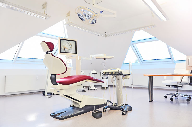 Behandlungsraum Oralchirurgie