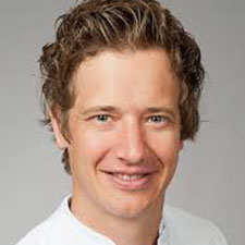 Referent des Implantologietages 2026: Eik Schiegnitz